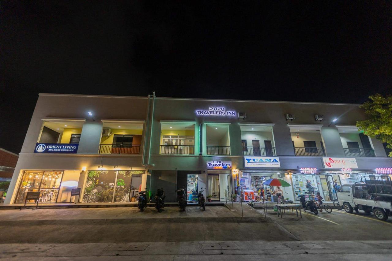 2020 Travelers Inn Dumaguete City Exteriör bild
