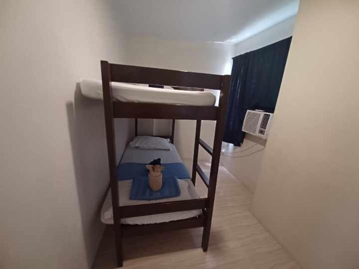 2020 Travelers Inn Dumaguete City Exteriör bild